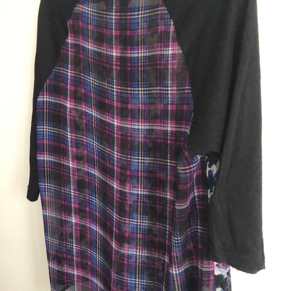 Floral shirt - Picture 4 of 6